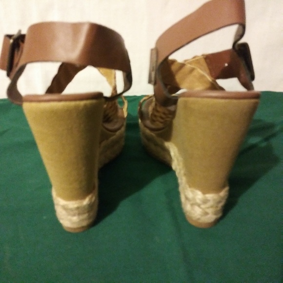 Montero Bay Tan wedge sandal - Picture 4 of 5